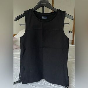 Gap Black Sleeveless Tank Top
